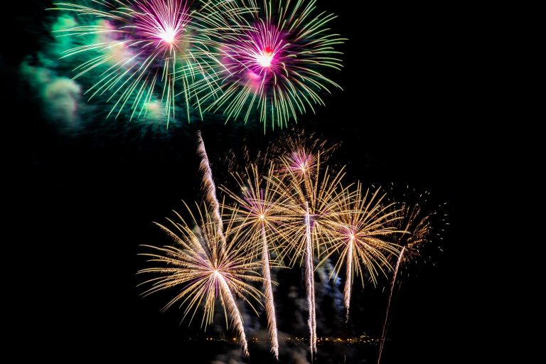 Fun Snaps — The Tiny Fireworks That Still Make Everyone Jump